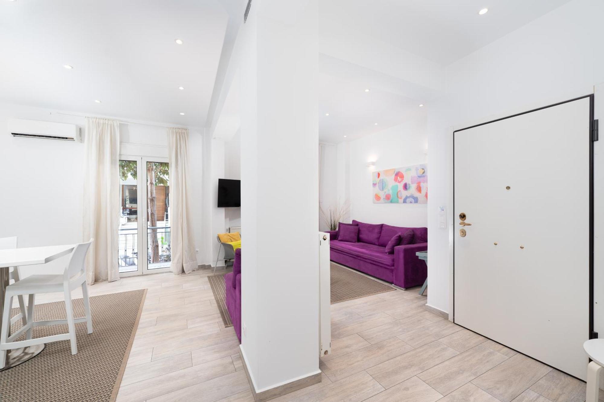 Spacious Modern Apartment In Athens Near Metro Экстерьер фото